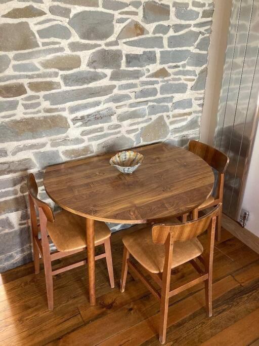 Ty Taf 2 Bed Cottage With Deck & Easy Transport Links Cardiff Zewnętrze zdjęcie